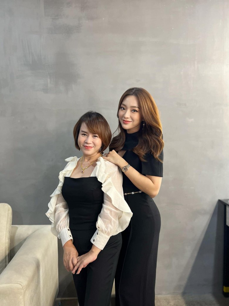 Chị Lan và mẹ chồng.