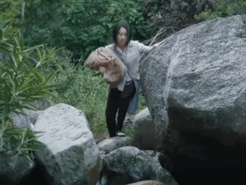 Phim hot VTV liên tiếp lộ sạn: Gái quê bầu 8 tháng bụng vẫn phẳng lì