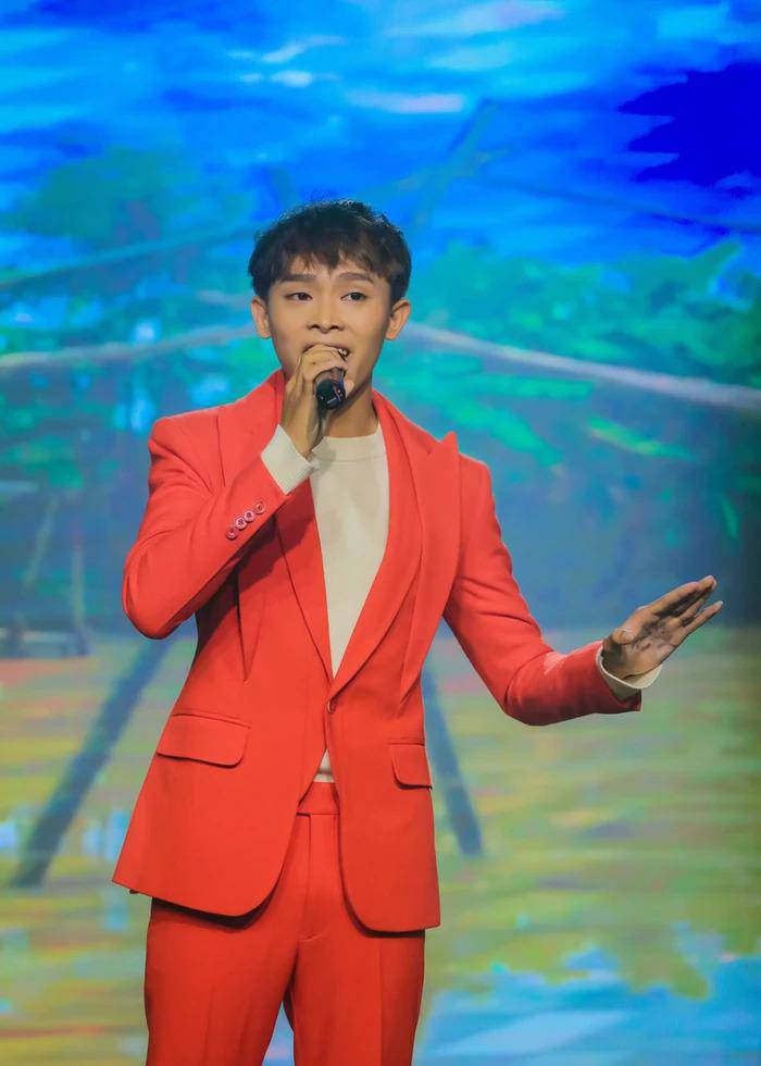 Ngoại hình Hồ Văn Cường được nhận xét là “lột xác” hơn so với ngày xưa.