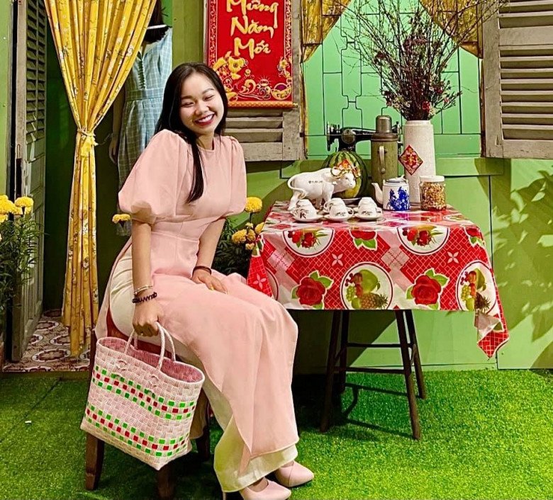 Con gái Đàm Vĩnh Hưng 24 tuổi: Xinh đẹp, làm bà chủ, sống sang chảnh - 13