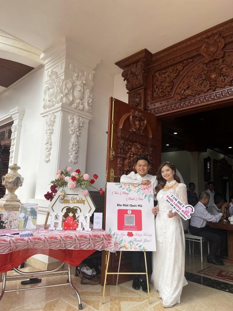 Đám cưới lạ ở Bắc Ninh khiến dân mạng tò mò: Cô dâu chú rể làm sẵn mã QR cho khách mời chuyển tiền mừng - 1