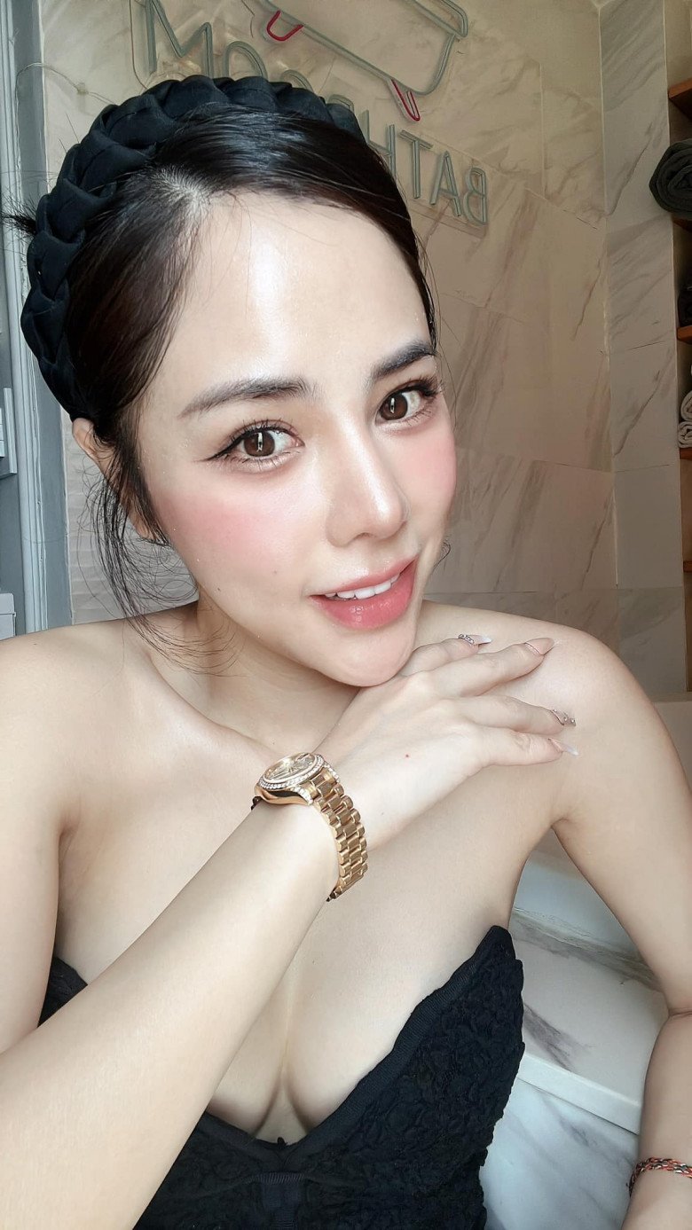 MC Bạch Lan Phương trải lòng chuyện mẹ đơn thân yêu trai tân: Con tôi đã có bố, khi yêu Huỳnh Anh tôi không tìm thêm bố cho con - 9