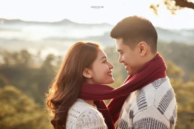 Bạn trai Thùy Dung cao 1m83, hiện điều hành công ty riêng. Cặp đôi được đánh giá là trai tài gái sắc.