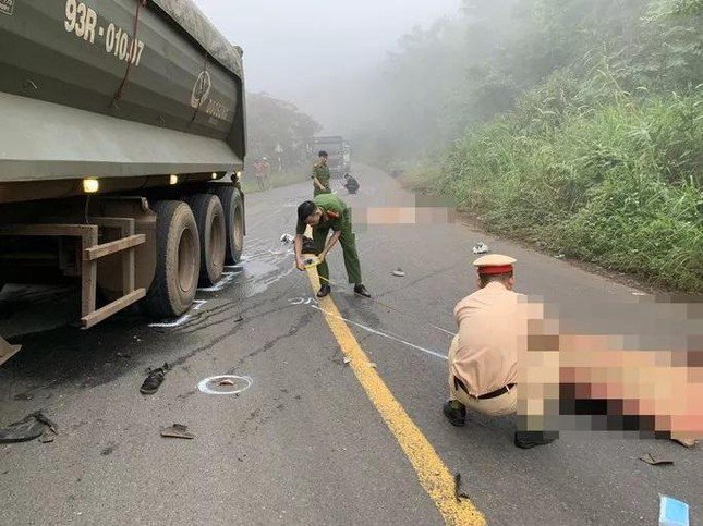 Hiện trường vụ tai nạn. Ảnh: Tiền Phong