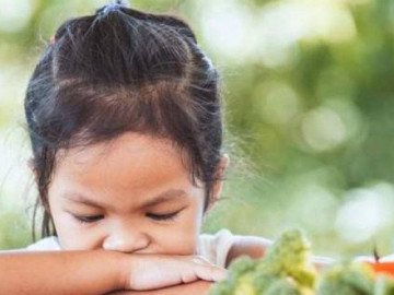 Trẻ vừa sốt virus xong lại mắc cúm A, sốt xuất huyết: Cha mẹ không biết con bị nợ miễn dịch