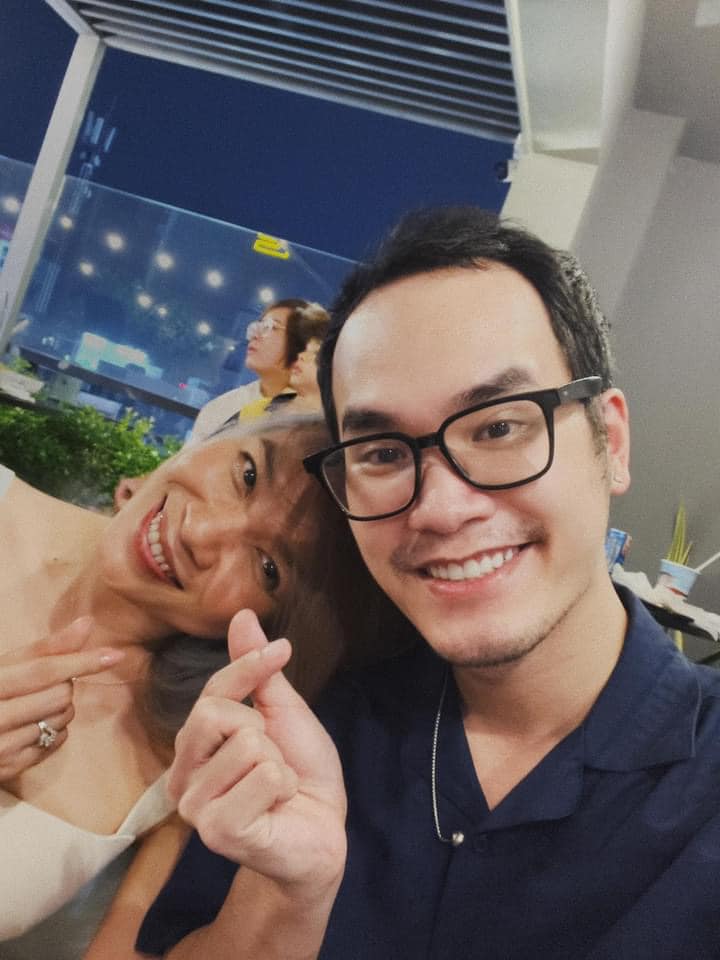 Mới vào nghề, anh đã được chú ý bởi hàng loạt bài hit, làm nên tên tuổi nhiều ca sĩ, trong đó có cả Mỹ Tâm.
