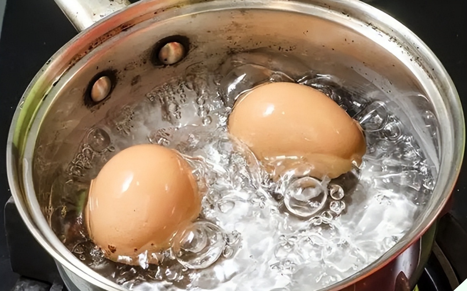 3 kiểu trứng luộc nạp độc tố, ăn vào ngộ độc như chơi, ai làm phải bỏ ngay kẻo vừa mất ngon vừa mắc bệnh