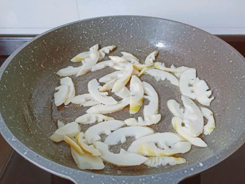 Thịt bò xào với loại chồi non này siêu bổ dưỡng giá lại rất rẻ, tốt cho tiêu hóa - 5