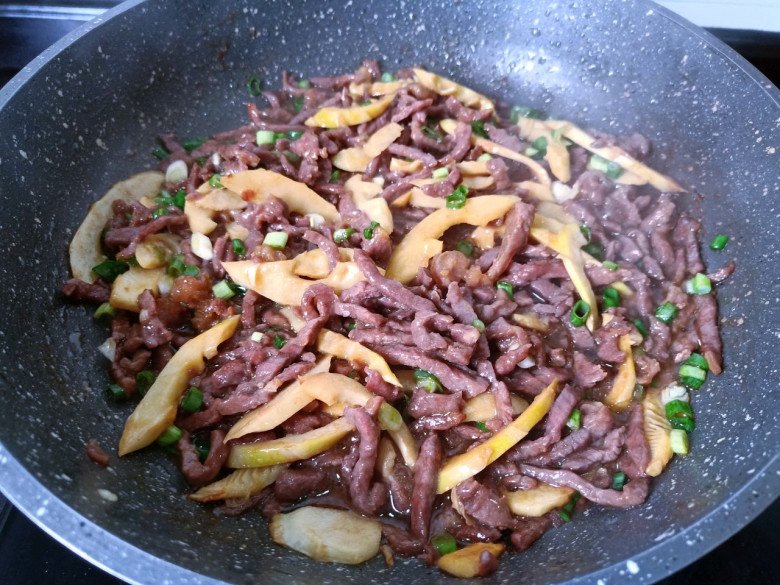 Thịt bò xào với loại chồi non này siêu bổ dưỡng giá lại rất rẻ, tốt cho tiêu hóa - 8