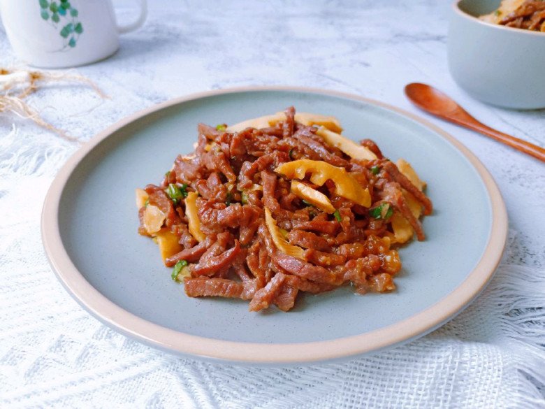 Thịt bò xào với loại chồi non này siêu bổ dưỡng giá lại rất rẻ, tốt cho tiêu hóa - 9