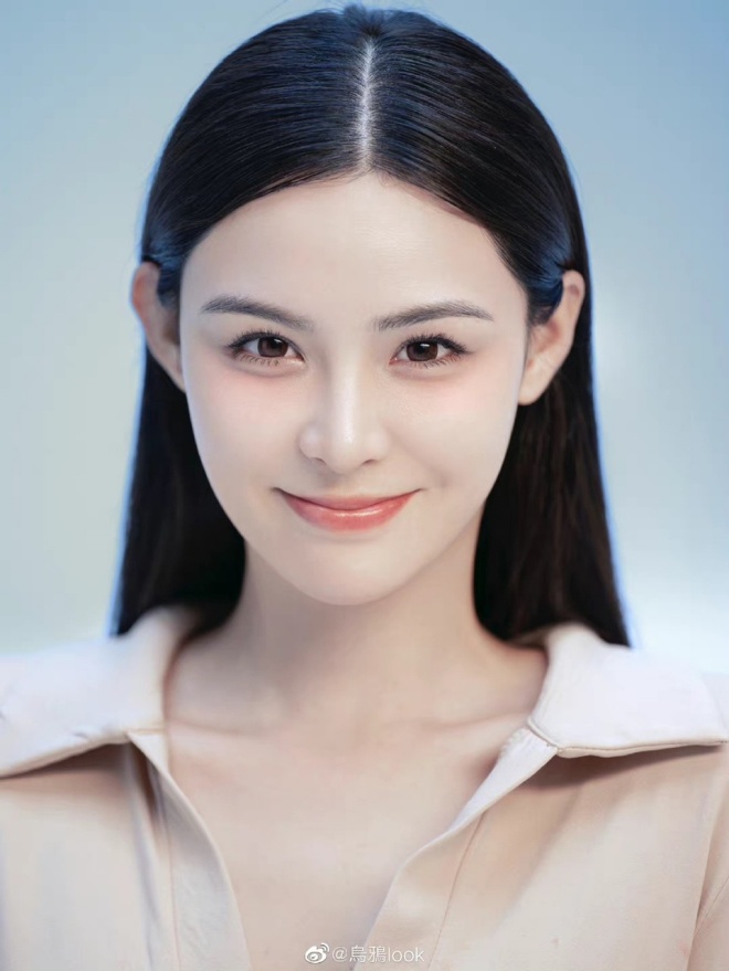 Trương Dĩnh Dĩnh chính thức thừa nhận đang sống chung với Uông Tiểu Phi.