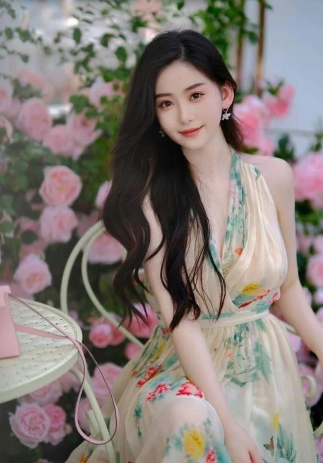 Diệp Kha xinh đẹp, giàu có và tài sản chẳng thua kém gì Huỳnh Hiểu Minh.