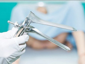 Cô gái trẻ buộc phải cắt ống dẫn trứng vì thói quen hầu hết chị em mắc phải