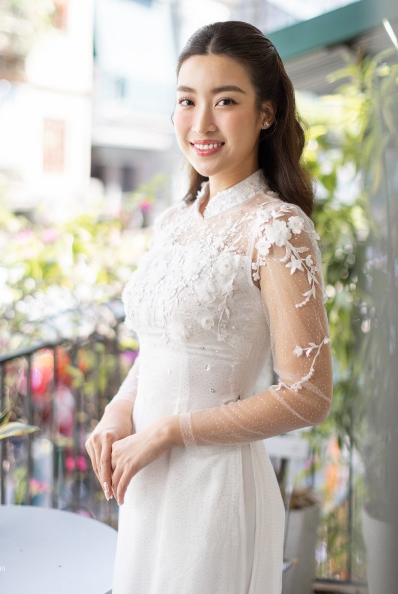 Xứng danh Hoa hậu giản dị, cô dâu Ngọc Hân tự may 2 bộ áo dài cưới, đẹp tinh khôi trong lễ ăn hỏi - 6
