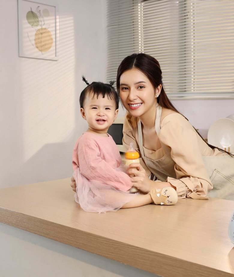 Bé Sol càng lớn càng xinh xắn, đáng yêu, đặc biệt được nhiều người nhận xét là có ngoại hình giống hệt bố. Cô bé nhận được tình yêu thương bao la vô bờ của Thiên An.