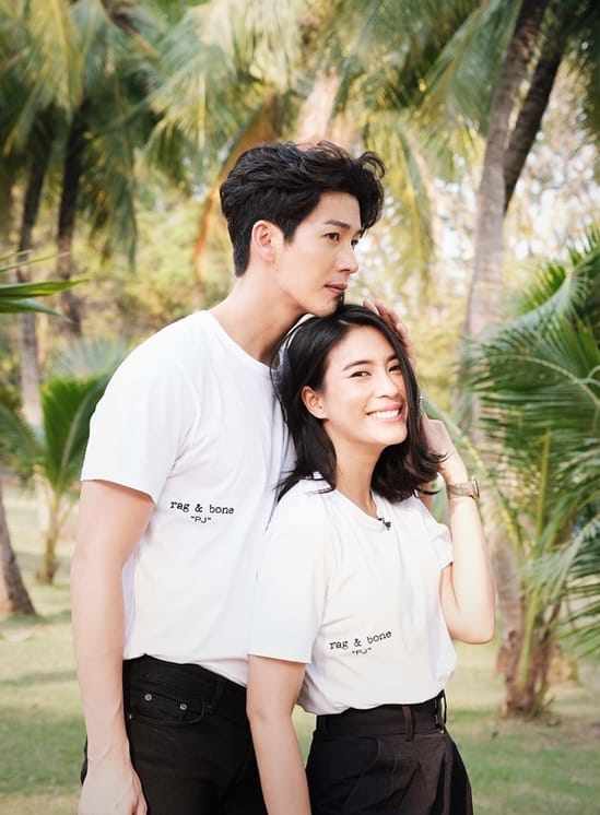 Thời điểm mới công khai, Jooy bị chỉ trích và phản đối dữ dội vì một số fan cho rằng cô không xứng với Push.