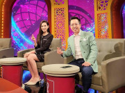 Thời trang - Đỗ Thị Hà xuất hiện tại "Nóng cùng World Cup", mặc kín đáo vẫn khoe được chân dài
