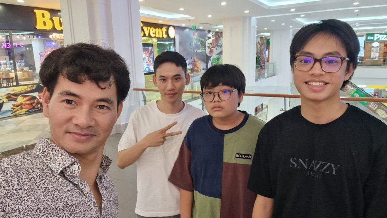 Cậu cả nhà Xuân Bắc amp;#34;điệuamp;#34; bên mẹ quyền lực: Cao ngỏng, lịch lãm, quá giống bố lẫn em trai Sơn Tùng M-TP - 7