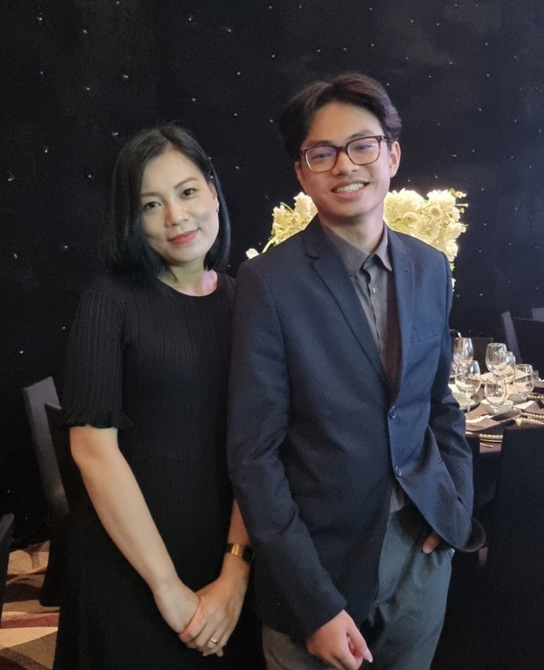 Cậu cả nhà Xuân Bắc amp;#34;điệuamp;#34; bên mẹ quyền lực: Cao ngỏng, lịch lãm, quá giống bố lẫn em trai Sơn Tùng M-TP - 5