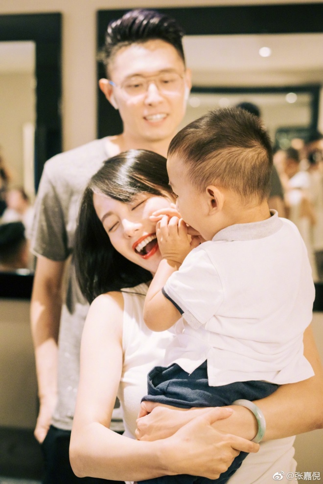 Trương Gia Nghê kiên quyết kết thúc hôn nhân rạn nứt và giành quyền nuôi con.