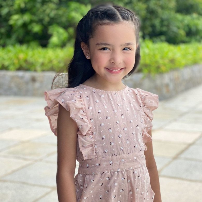 Con gái Mỹ nhân đẹp nhất Philippines chào đời không biết xấu là gì, tròn 7 tuổi ngoại hình có nhiều thay đổi - 14