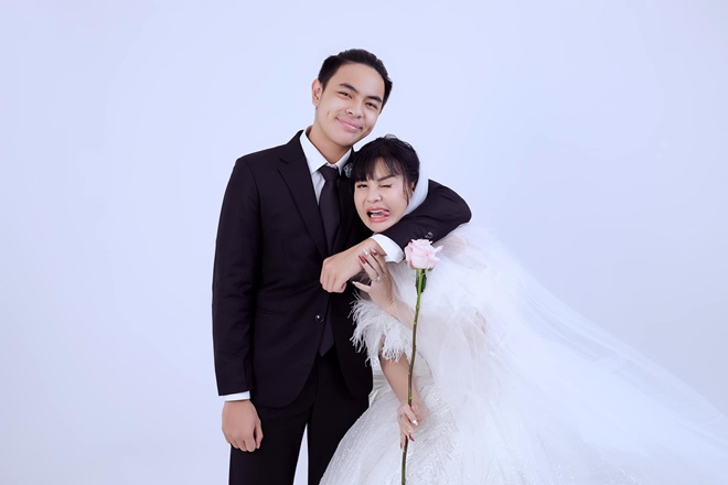 Con trai Thái Hòa khuyên Cát Phượng nếu gặp được người đàn ông chân thành với mình thì nên mở lòng. 