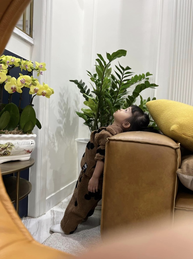 Mọi góc trong nhà đều được thiết kế sang trọng, tiện nghi, có phong cách.