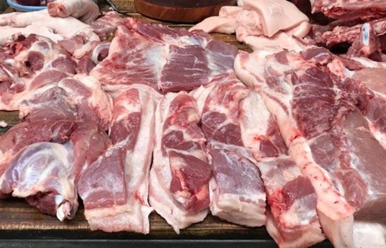Thịt lợn bán đầy chợ nhưng đừng tưởng miếng nào cũng ngon, thấy 5 điều này rủ mọi người tránh xa nhé! - 1