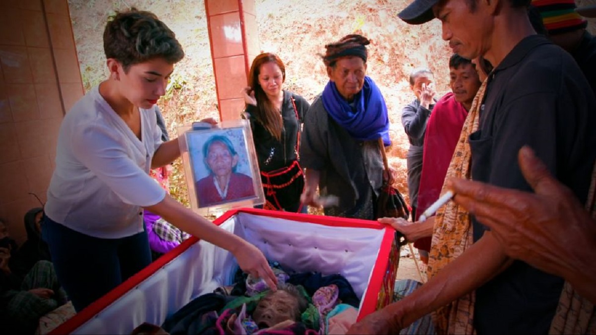 Tục lệ truyền thống gây “ám ảnh” của người Indonesia - 7