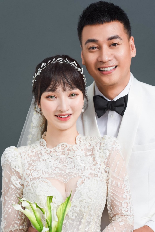 amp;#34;Ông chú vô dụngamp;#34; Gạo Nếp Gạo Tẻ: Cưới vợ kém 17 tuổi, từng bị amp;#34;đáamp;#34; vì thường xuyên xem hình người yêu cũ - 12