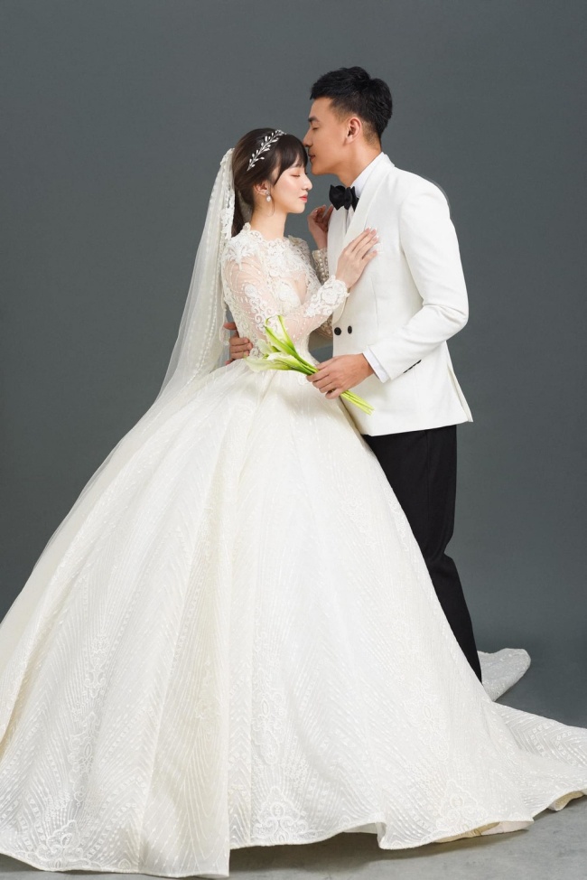 amp;#34;Ông chú vô dụngamp;#34; Gạo Nếp Gạo Tẻ: Cưới vợ kém 17 tuổi, từng bị amp;#34;đáamp;#34; vì thường xuyên xem hình người yêu cũ - 13