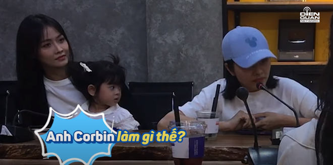 Danh tính cậu bé amp;#34;cướp nụ hôn đầuamp;#34; con gái Trương Mỹ Nhân: Cháu nội ông trùm điện tử, bố mẹ giàu - 15