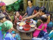Tin tức - Người đàn ông đông con nhất nhì Việt Nam: Có 20 đứa, bữa cơm đạm bạc lũ trẻ vẫn ngấu nghiến ăn