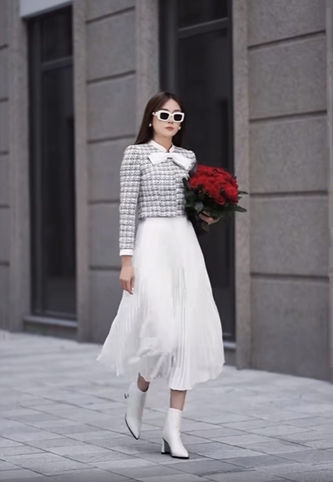 Hình ảnh mới được nữ diễn viên đăng tải lên trang cá nhân.