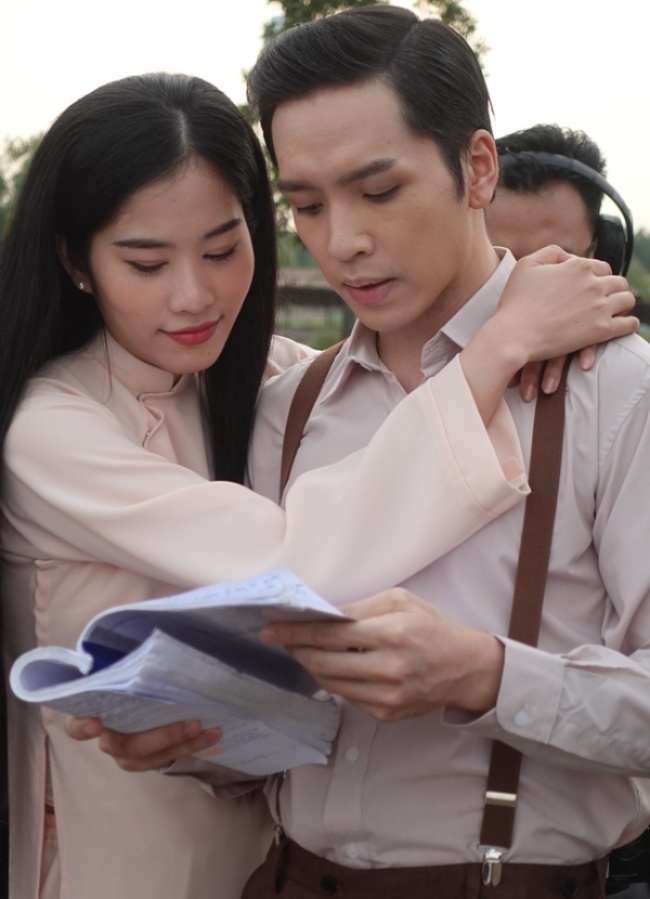 Tranh cãi amp;#34;phim giả tình thậtamp;#34;: Nam Em tuyên bố chưa từng nói yêu, Huyền Lizzie được amp;#34;chính thấtamp;#34; bảo vệ - 2