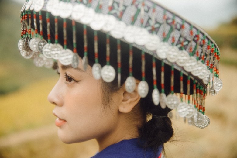 Phần hình ảnh được chăm chút kỹ càng, đặc biệt là trang phục và trang điểm. 