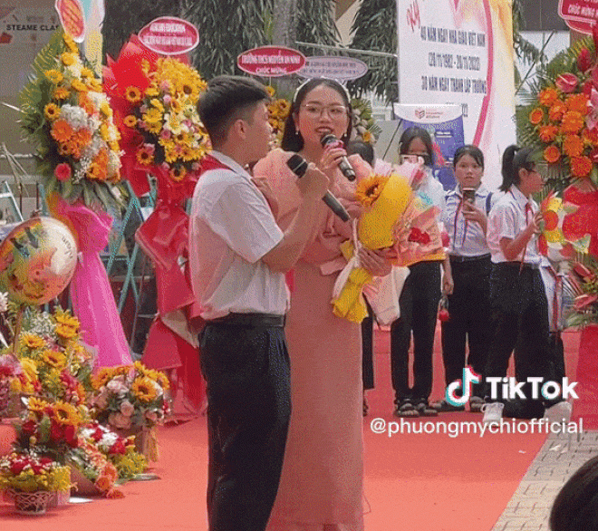 Phương Mỹ Chi bất ngờ làm amp;#34;cô giáo dạy Vănamp;#34;, loạt khán giả là amp;#34;fan cứngamp;#34; ùa vào bình luận? - 1