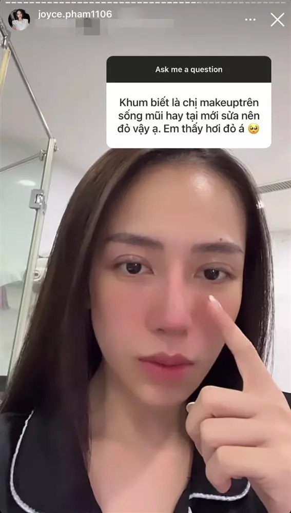 Sau đó, người đẹp sinh năm 1999 cũng đã chia sẻ trên trang cá nhân rằng cô đã thực hiện phẫu thuật sửa mũi và cắt mí hậu sinh nở để nhan sắc được rạng rỡ hơn.