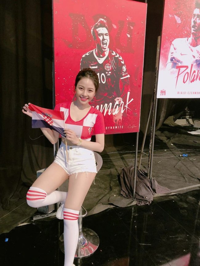 3 người đẹp World Cup lên truyền hình tìm người yêu: Trâm Anh thay đổi nhiều nhất - 1