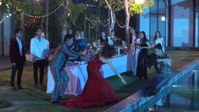 3 người đẹp đánh rơi amp;#34;hào quangamp;#34; nữ chính: Hồng Diễm bị chê ngây ngô, Lương Thu Trang quá kiêu ngạo - 3