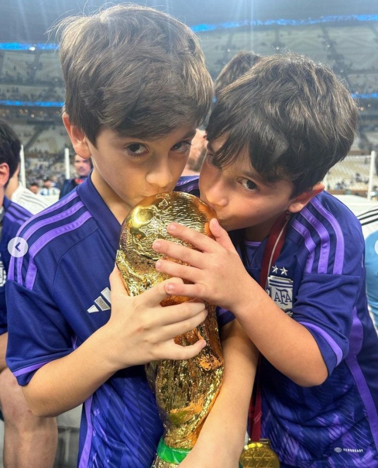 Con trai Messi chiếm sóng sau chung kết World Cup 2022 vì loạt biểu cảm tấu hề đến từ “đội trưởng đội anti-Messi” - 9