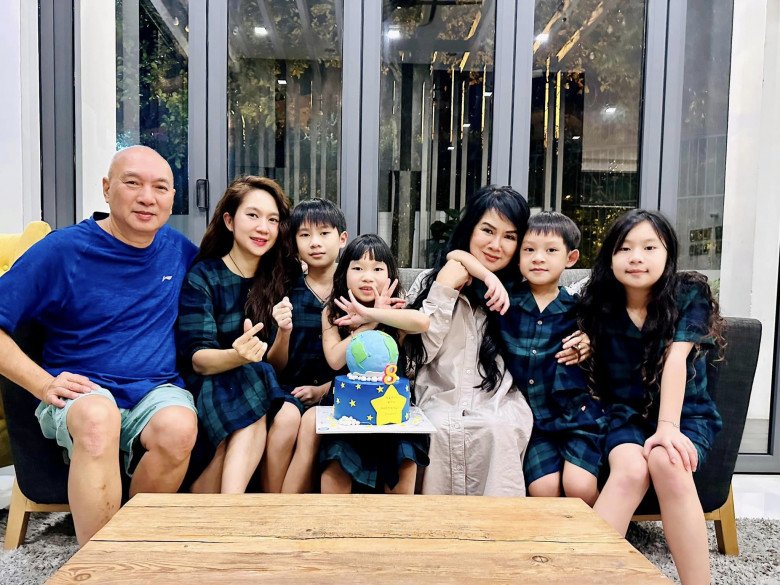 Lý Hải Minh Hà tổ chức tiệc sinh nhật 0 đồng cho con gái, nhìn đủ đầy chẳng thiếu gì - 8