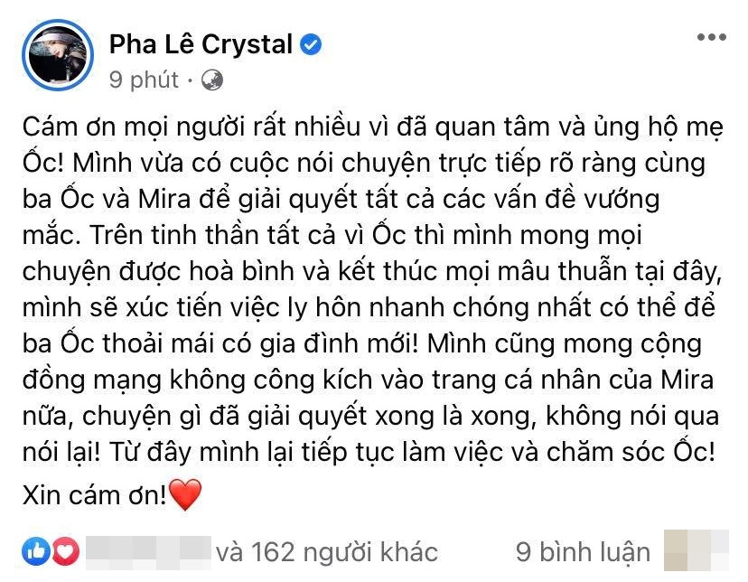 Trước đó, cô thông báo sẽ xúc tiến việc ly hôn nhanh nhất và hy vọng dân mạng không công kích bạn gái mới của chồng.