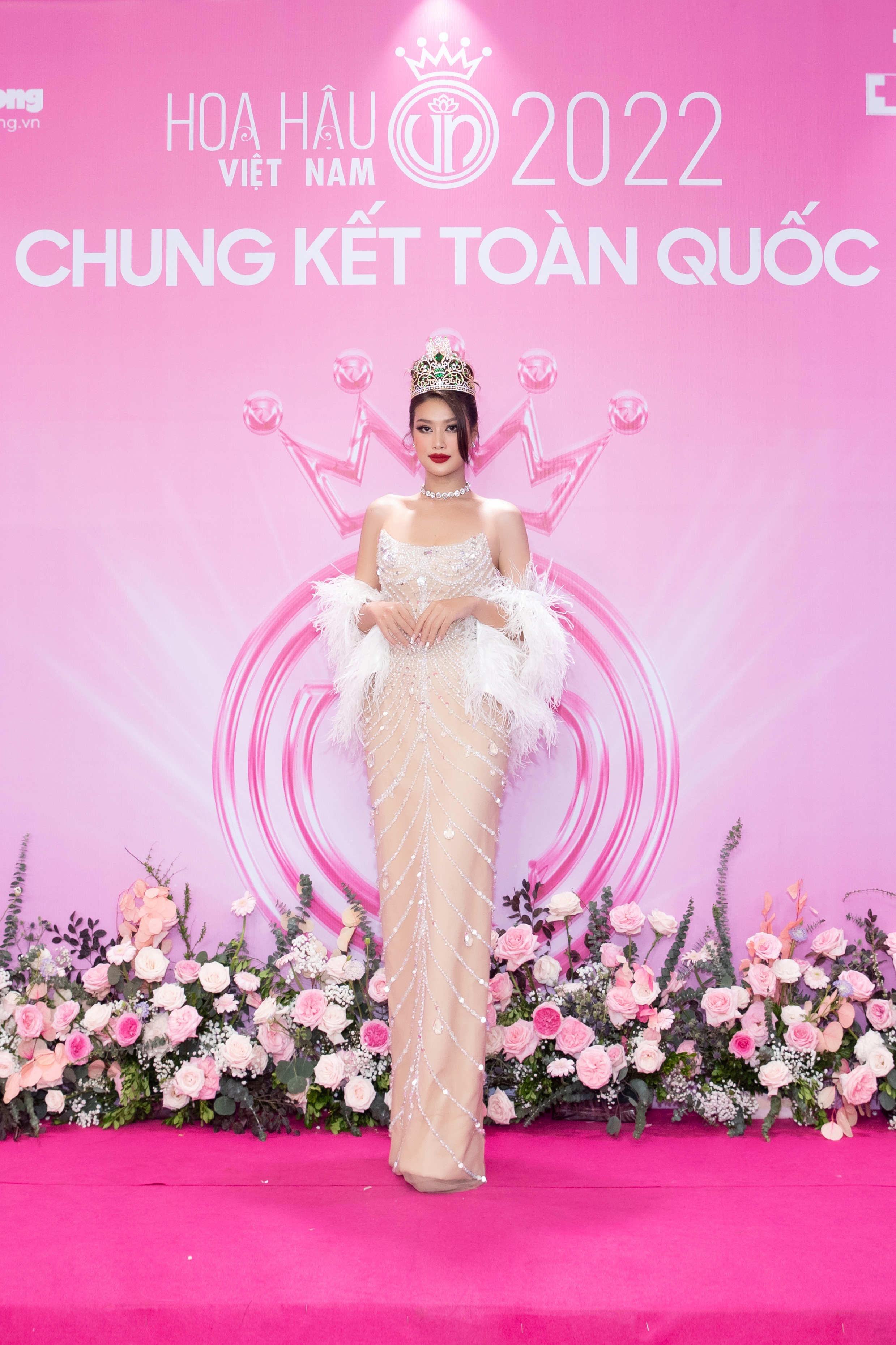Trực tiếp Chung kết Hoa hậu Việt Nam 2022: Top 10 thí sinh xuất sắc nhất lộ diện, Nguyễn Ngọc Mai amp;#34;ẵmamp;#34; giải Người đẹp Nhân ái! - 43