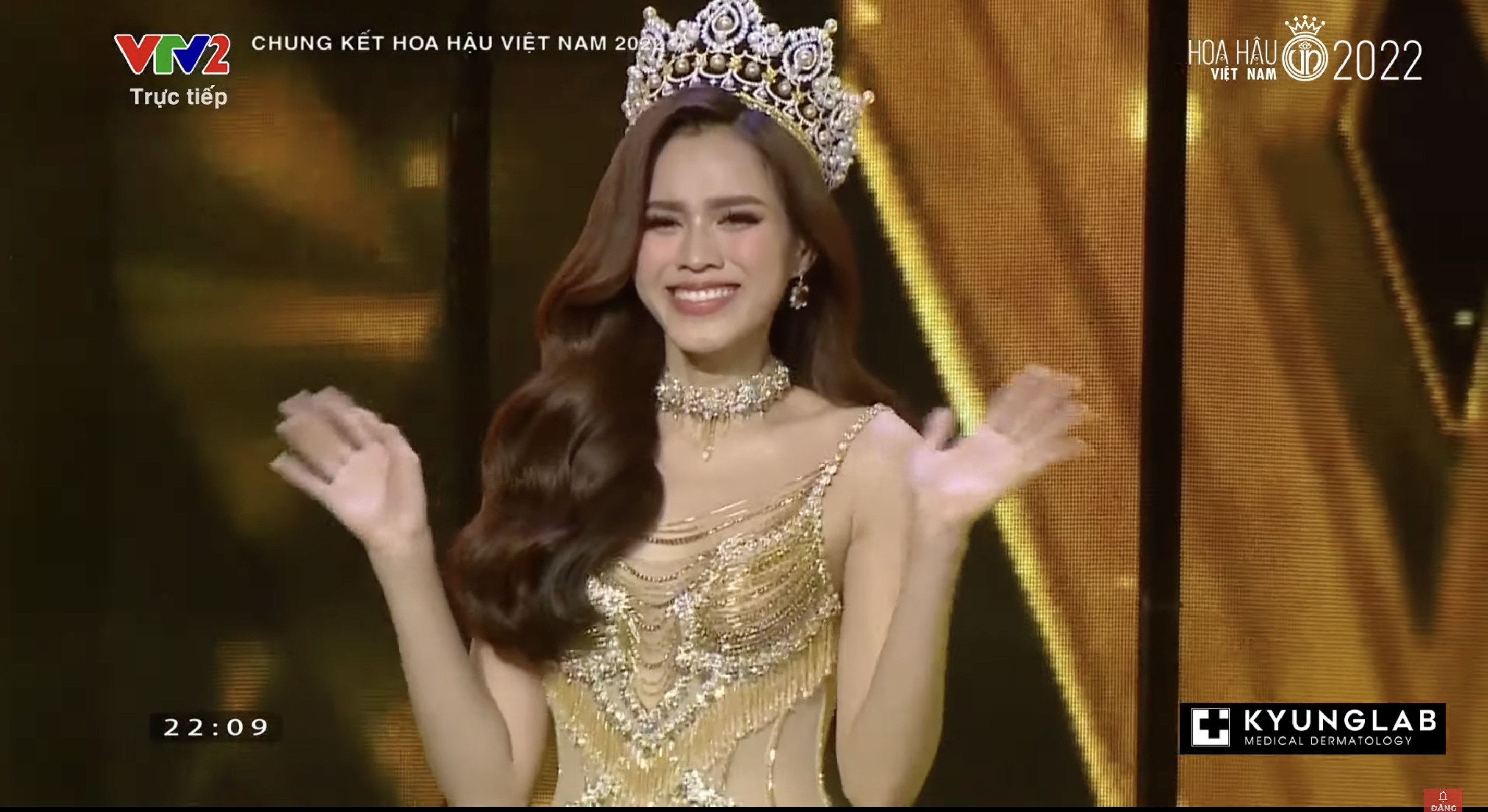 Chung kết Hoa hậu Việt Nam 2022: Tân Hoa hậu chính thức gọi tên Huỳnh Thị Thanh Thuỷ - 13