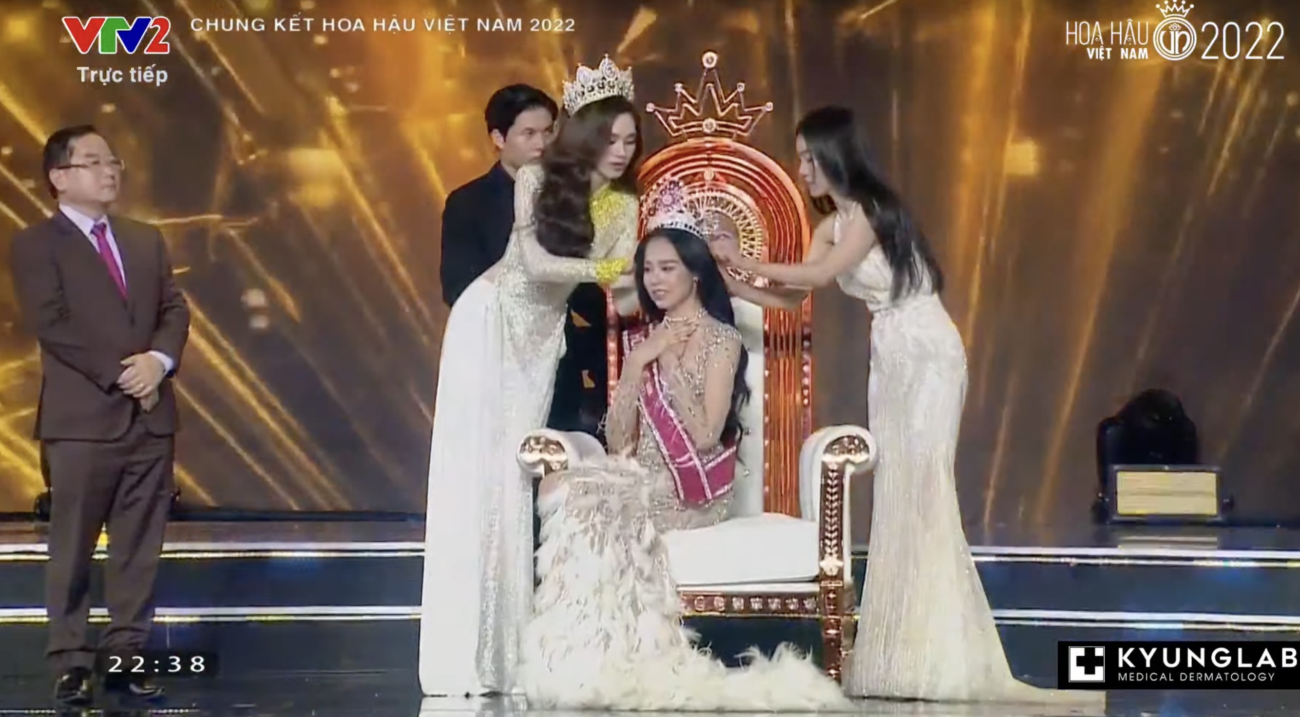Chung kết Hoa hậu Việt Nam 2022: Tân Hoa hậu chính thức gọi tên Huỳnh Thị Thanh Thuỷ - 5