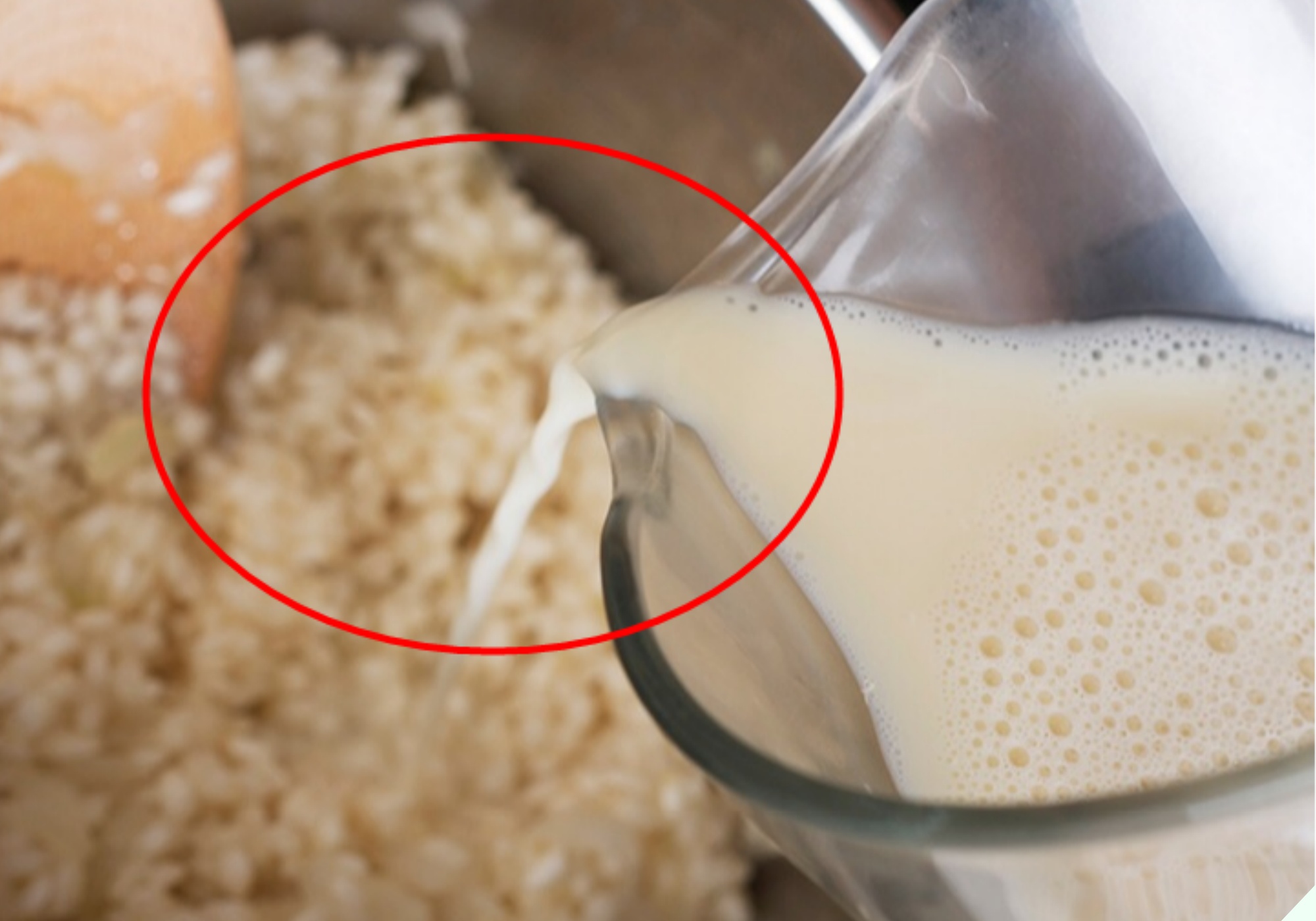 Gạo tẻ nấu với nước giải khát này thành loại gạo “tuyệt bổ”, hạt nào cũng trắng, thơm, mềm và dinh dưỡng gấp đôi.