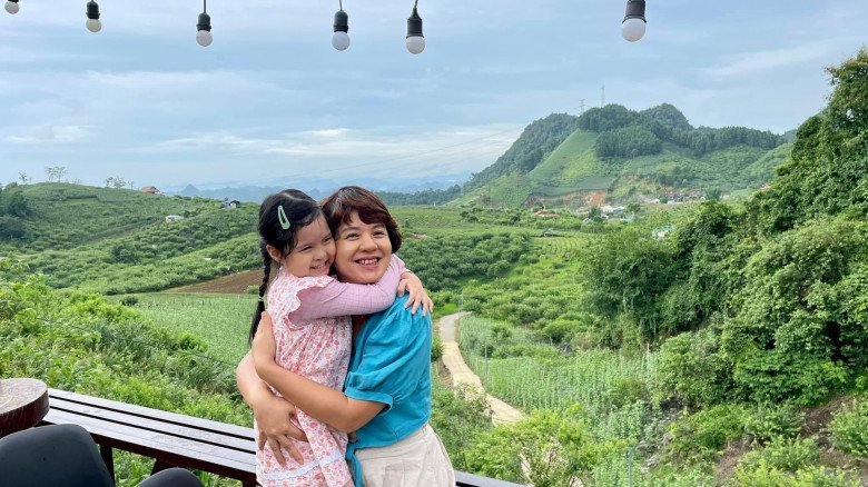 Cuộc sống của MC Diễm Quỳnh sau khi lên chức to: 50 tuổi vẫn trẻ rạng rỡ, có 2 amp;#34;của để dànhamp;#34; khác hẳn nhau - 11