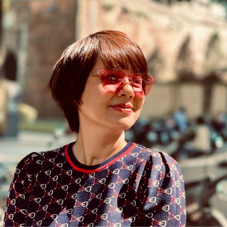 img srchttps://cdn.eva.vn/upload/4-2022/images/2022-12-26/mc-diem-quynh-gio-ra-sao-sau-khi-len-chuc-to-50-tuoi-van-tre-rang-ro-co-2-cua-de-danh-khac-han-nhau-288438889_10221819066160999_4015721179894023961_n-1672047487-569-width780height540.jpg width660 /