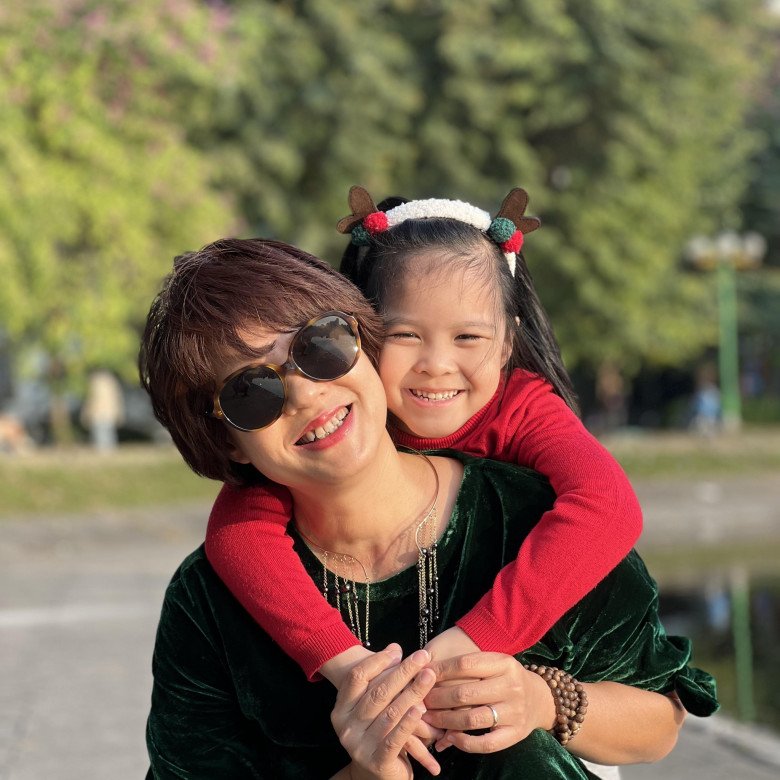 Nữ MC và công chúa út có biệt danh Gà.